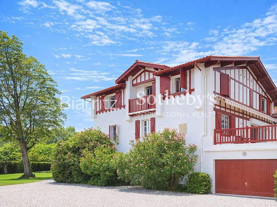 House Bayonne