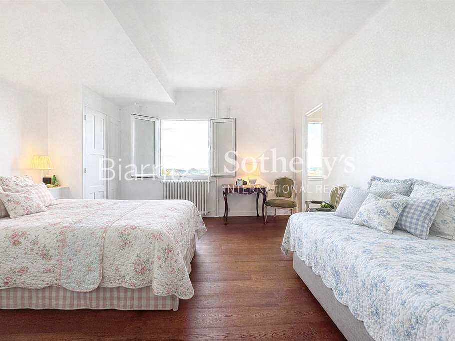 House Bayonne