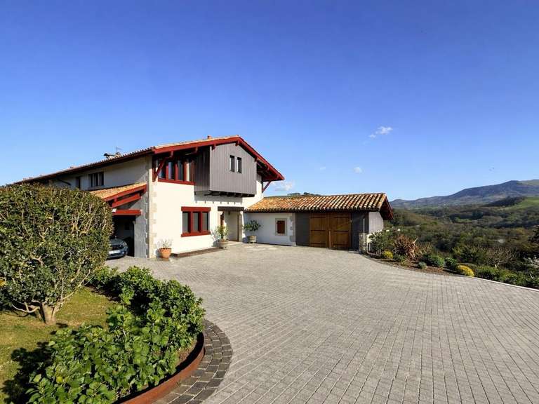 Maison Bayonne - 5 chambres - 338m²