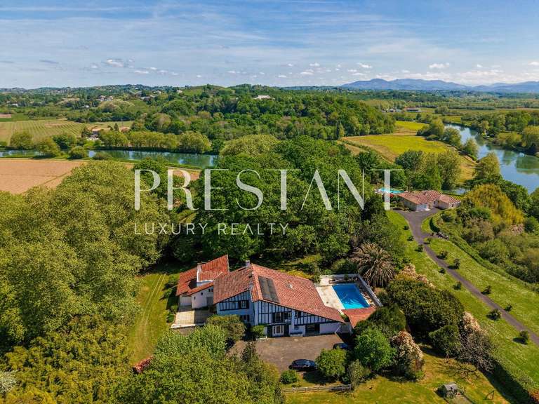 Maison Bayonne - 5 chambres - 460m²