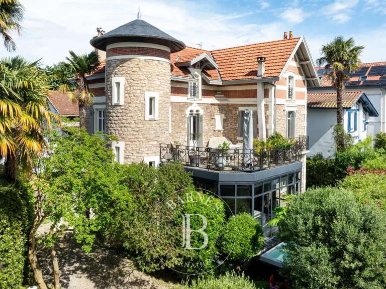 Maison Bayonne - 5 chambres - 270m²