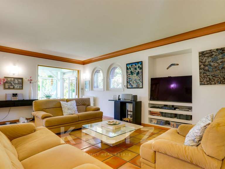 House Bayonne - 4 bedrooms - 237m²