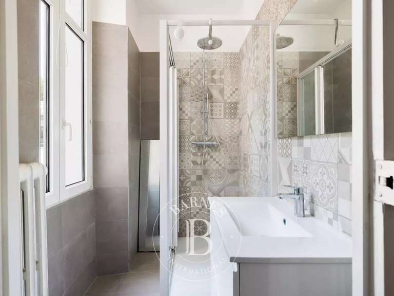 Maison Bayonne - 9 chambres - 273m²