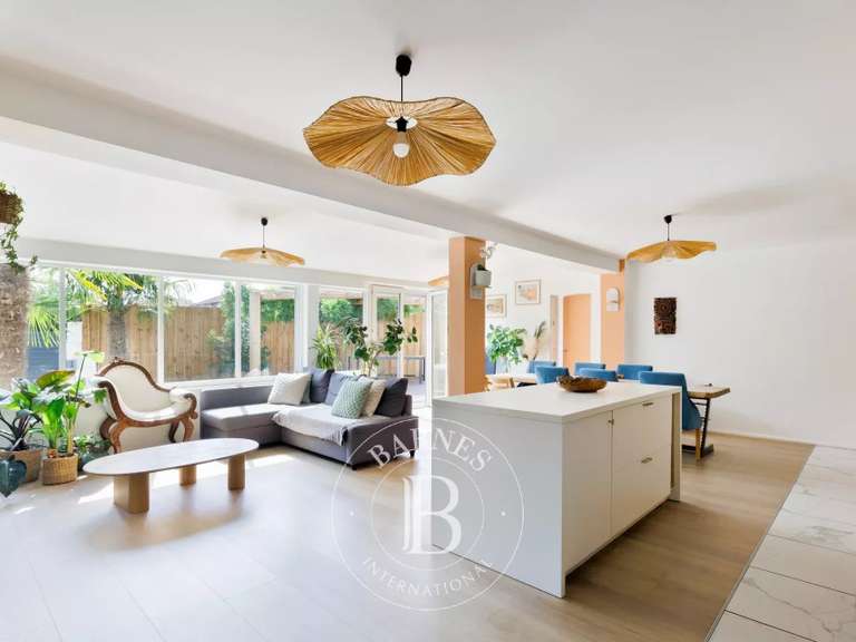 Maison Bayonne - 7 chambres - 215m²