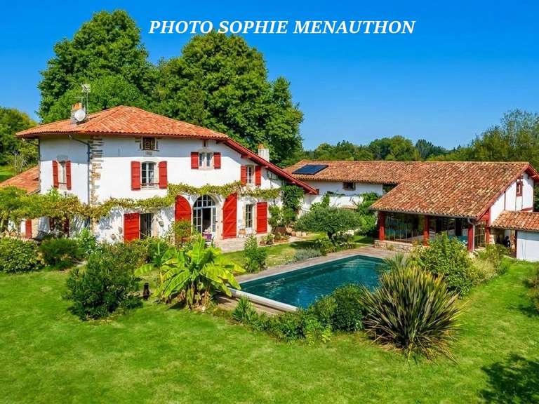 House Bayonne - 7 bedrooms - 310m²