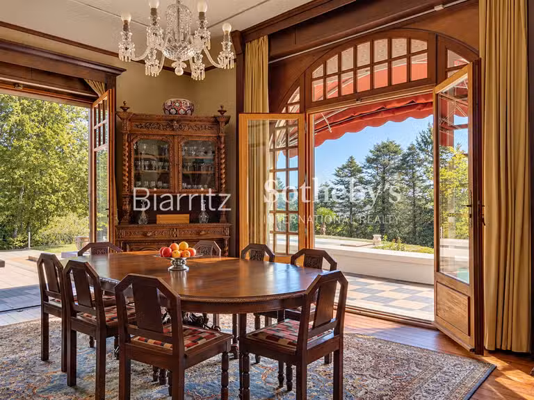Maison Bayonne - 7 chambres - 560m²
