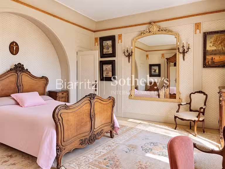 Maison Bayonne - 7 chambres - 560m²