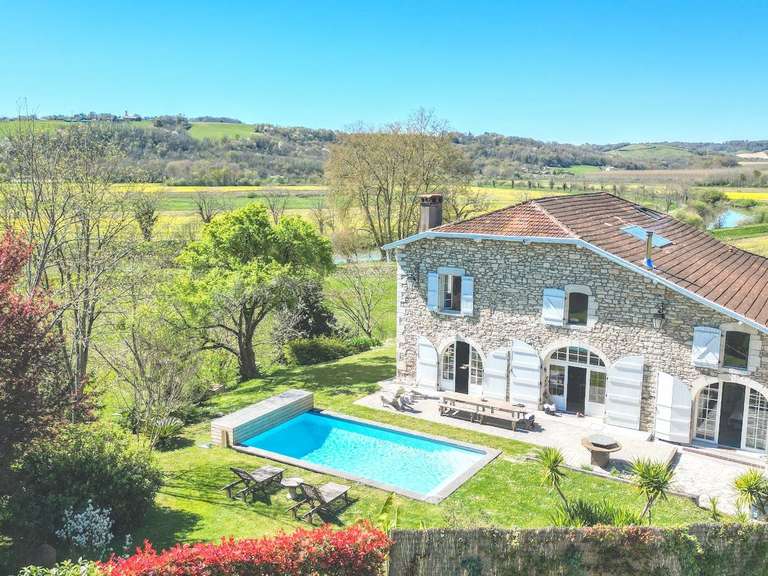 Propriété Bayonne - 10 chambres - 770m²