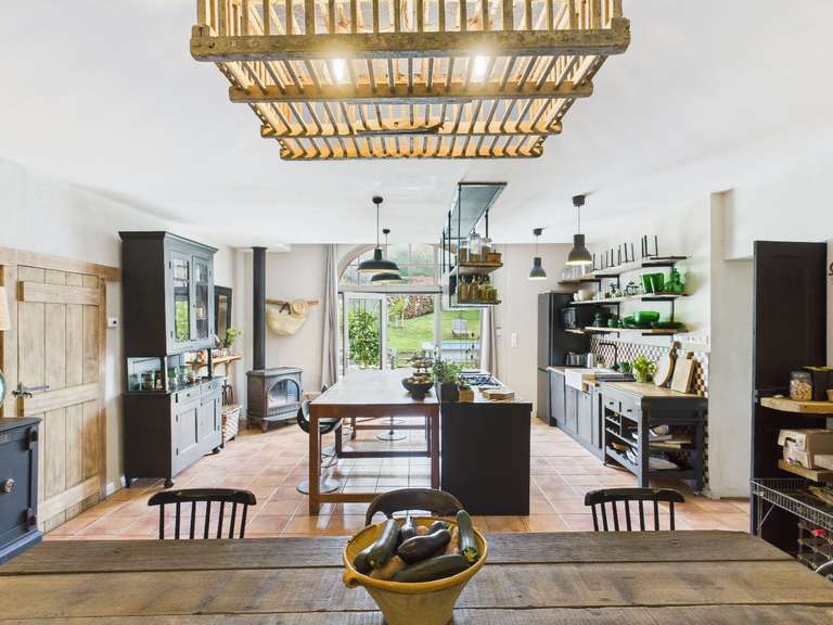 Propriété Bayonne - 10 chambres - 770m²