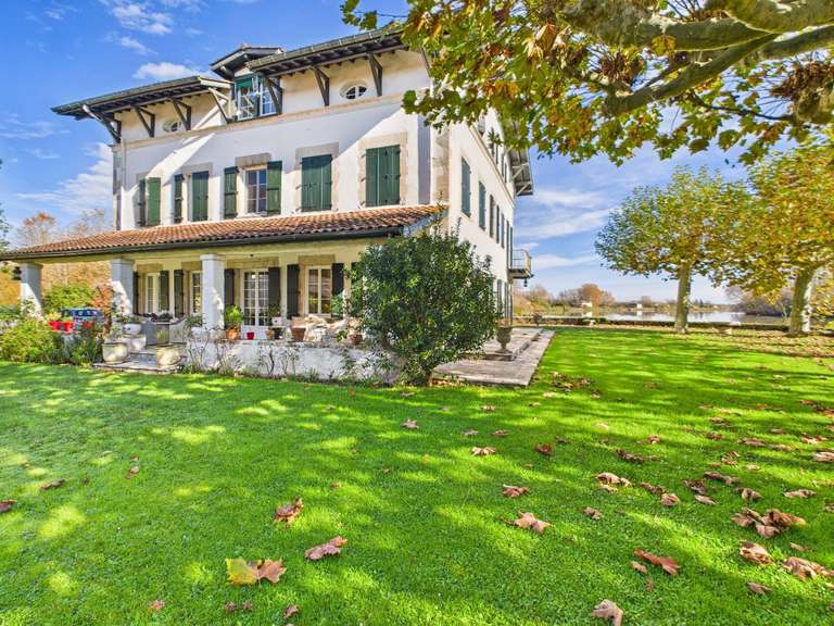 Propriété Bayonne - 9 chambres - 450m²