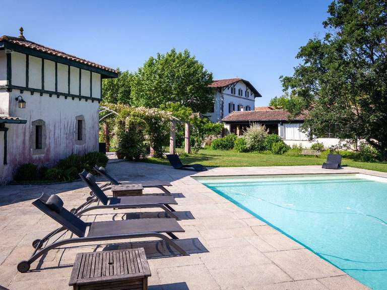 Propriété Bayonne - 9 chambres - 450m²