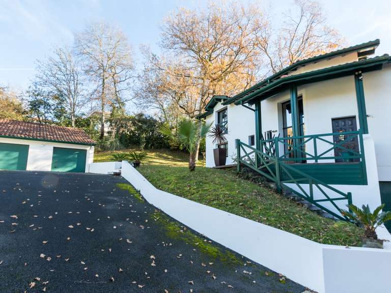 Villa Bayonne - 5 chambres - 280m²