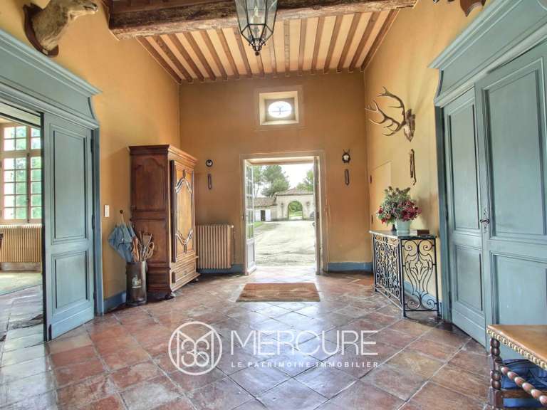 Château Bazas - 5 chambres - 1000m²