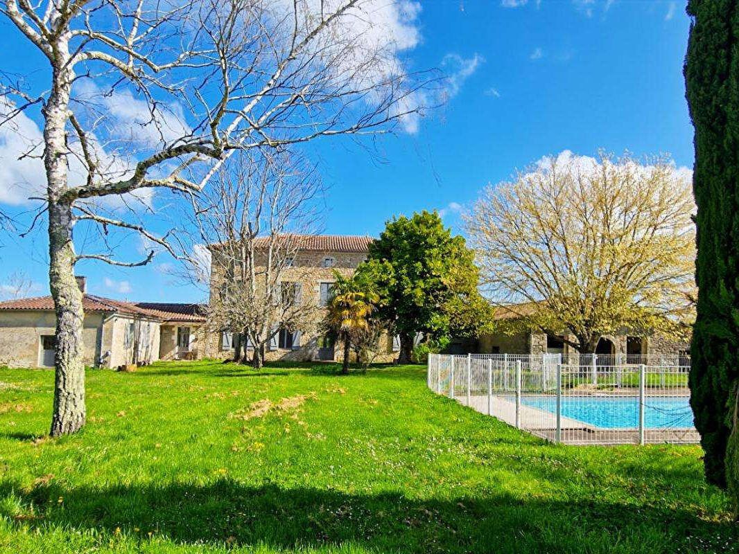 Maison Bazas