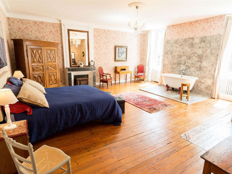 Maison Bazas - 5 chambres - 410m²