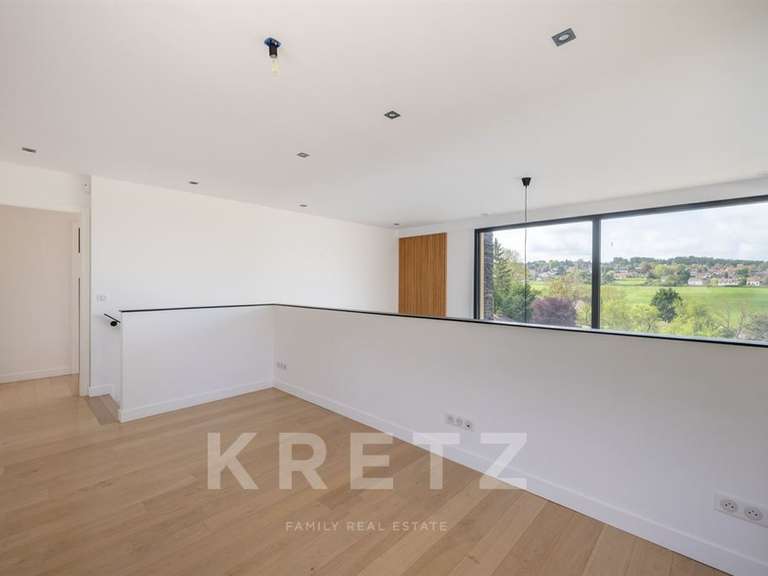 Maison Bazemont - 5 chambres - 310m²