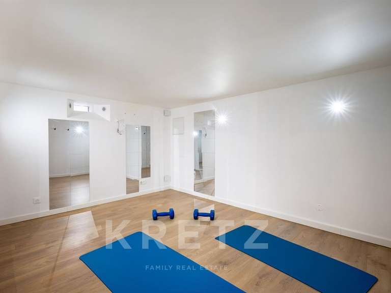 Maison Bazemont - 5 chambres - 310m²