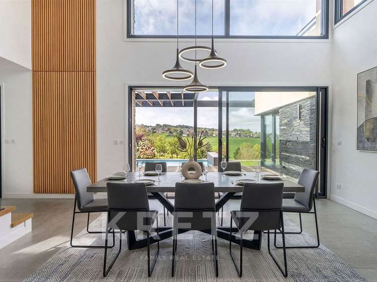 Maison Bazemont - 5 chambres - 310m²