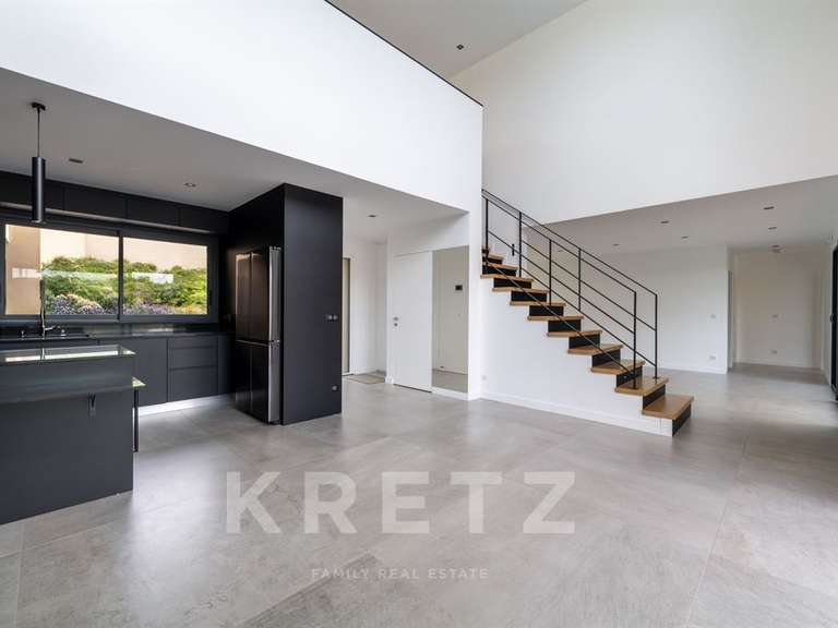 Maison Bazemont - 5 chambres - 310m²