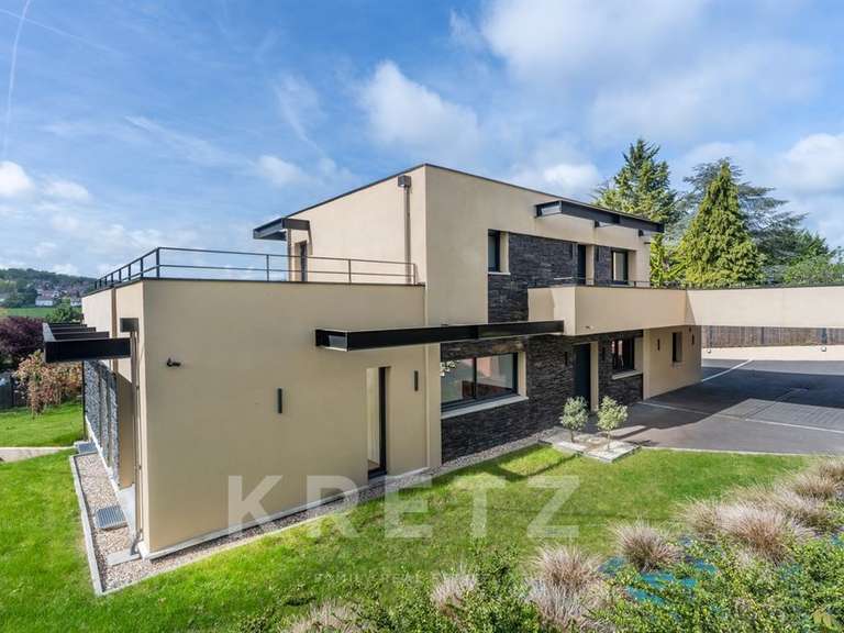 Maison Bazemont - 5 chambres - 310m²