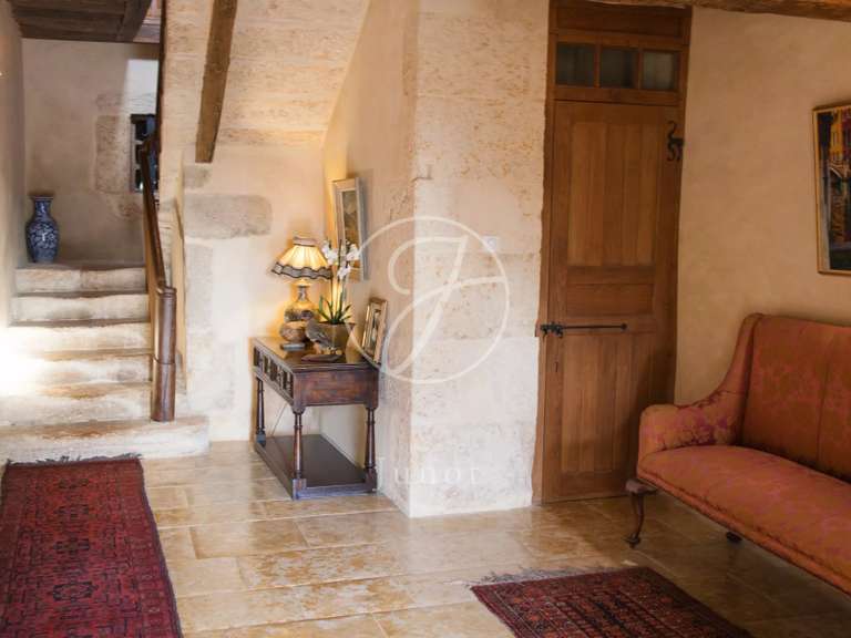 Château Bazian - 503m²