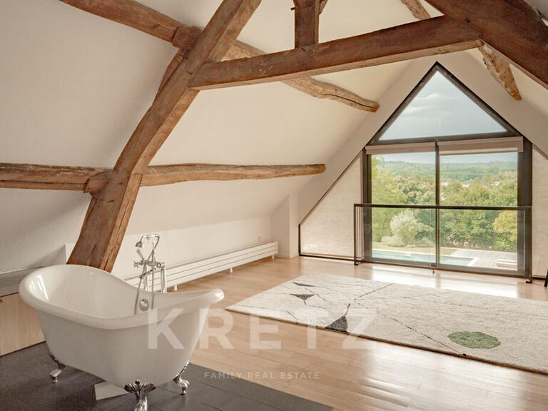 Maison Bazoches-sur-Guyonne - 382m²