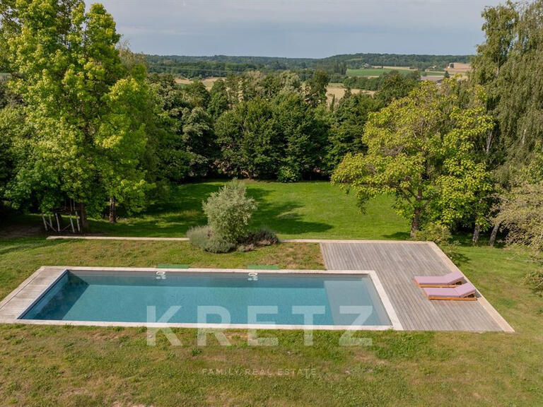 Maison Bazoches-sur-Guyonne - 382m²