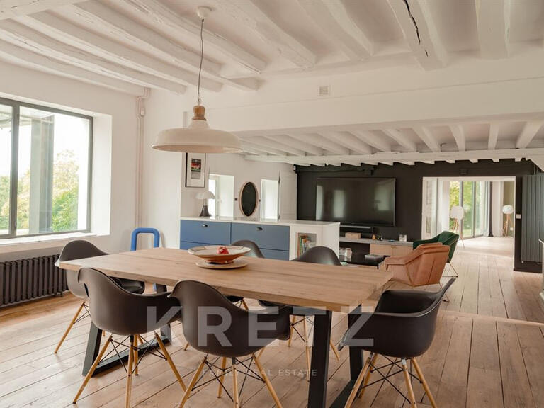 Maison Bazoches-sur-Guyonne - 382m²