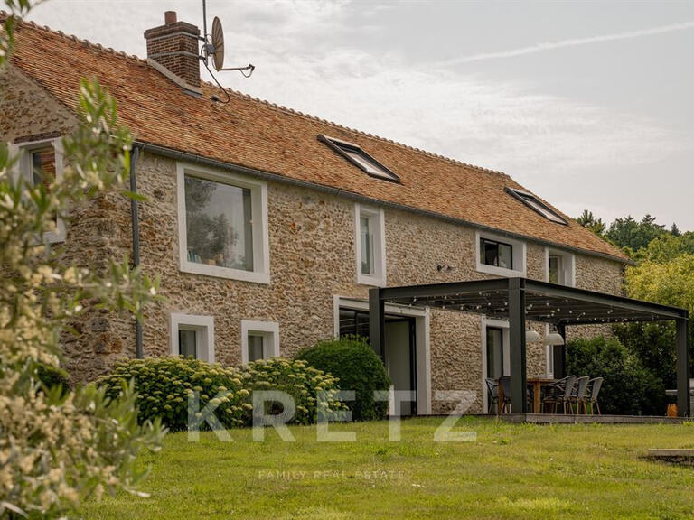 Maison Bazoches-sur-Guyonne - 382m²