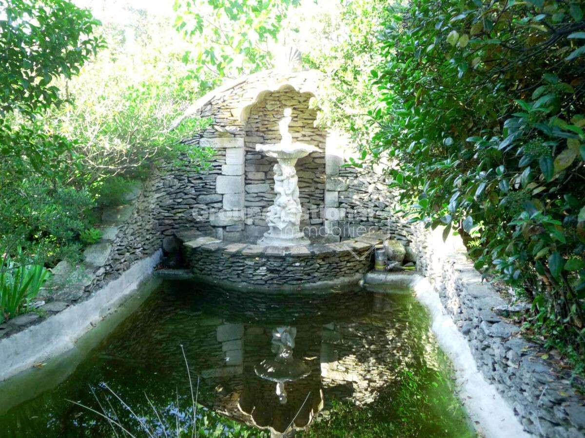 House Beaucaire