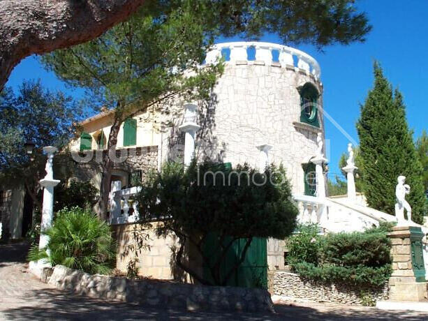 Maison Beaucaire