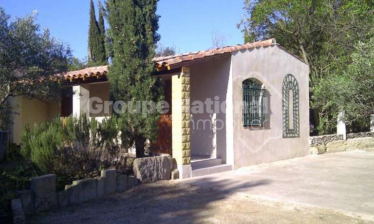 Maison Beaucaire - 7 chambres - 272m²