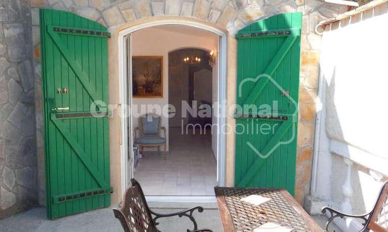 Maison Beaucaire - 7 chambres - 272m²
