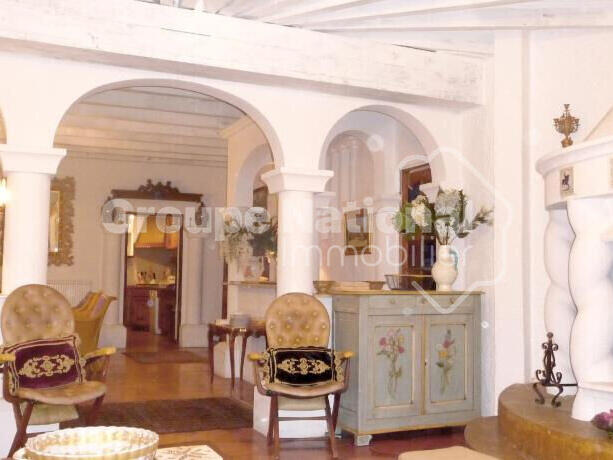 Maison Beaucaire