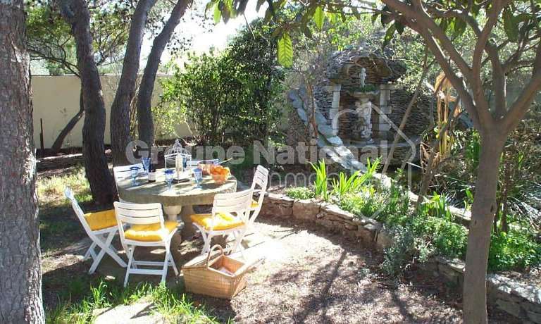 Maison Beaucaire - 7 chambres - 272m²