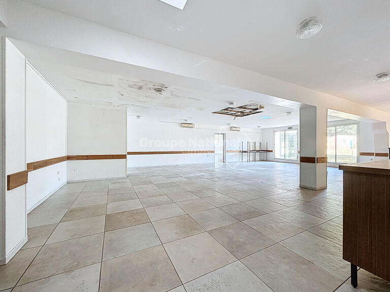 House Beaucaire - 5 bedrooms - 260m²