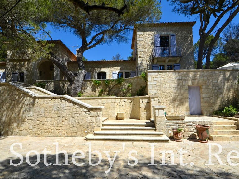 House Beaucaire - 3 bedrooms - 340m²