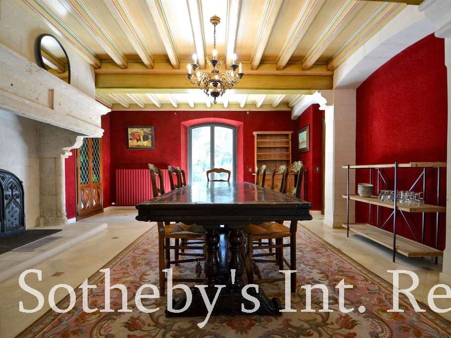 House Beaucaire