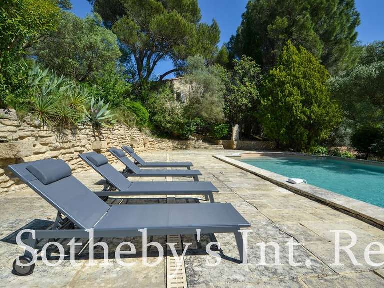 Maison Beaucaire - 3 chambres - 340m²