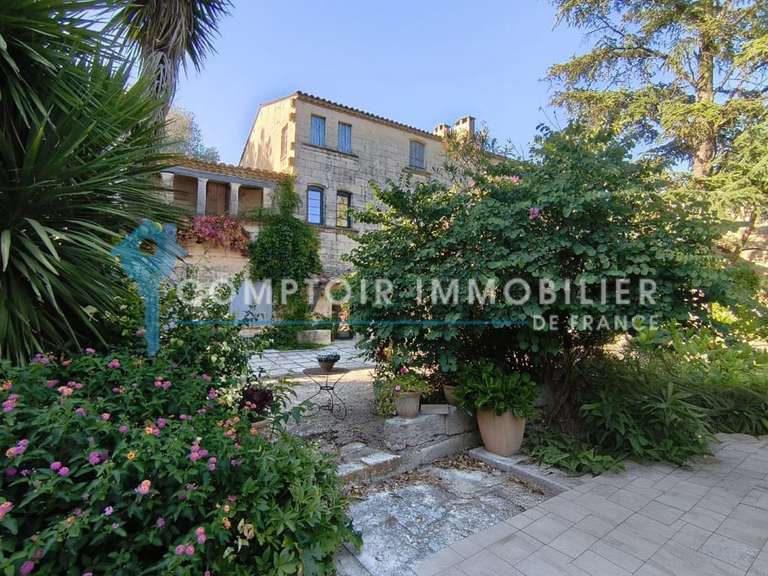 Maison Beaucaire - 8 chambres - 600m²