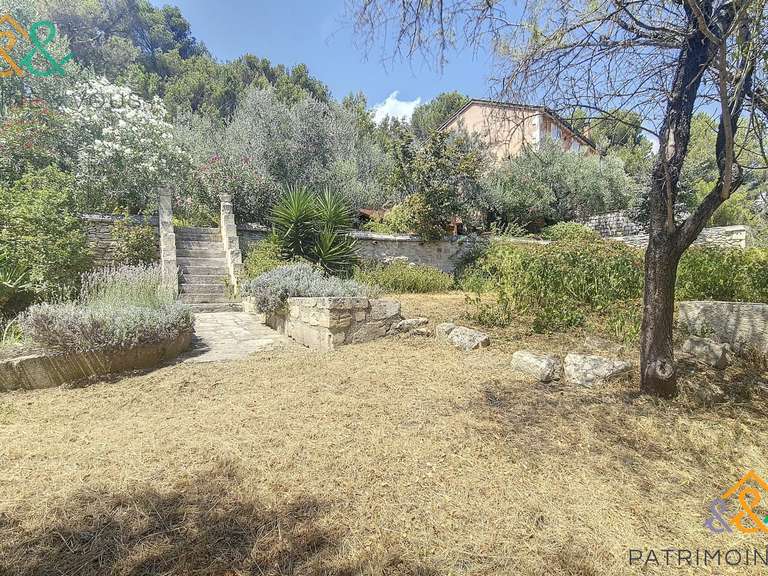 Maison Beaucaire - 6 chambres - 250m²