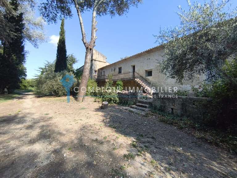 Maison Beaucaire - 8 chambres - 600m²