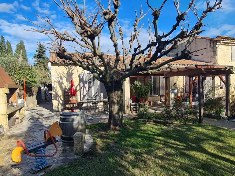 Maison Beaucaire - 6 chambres - 274m²