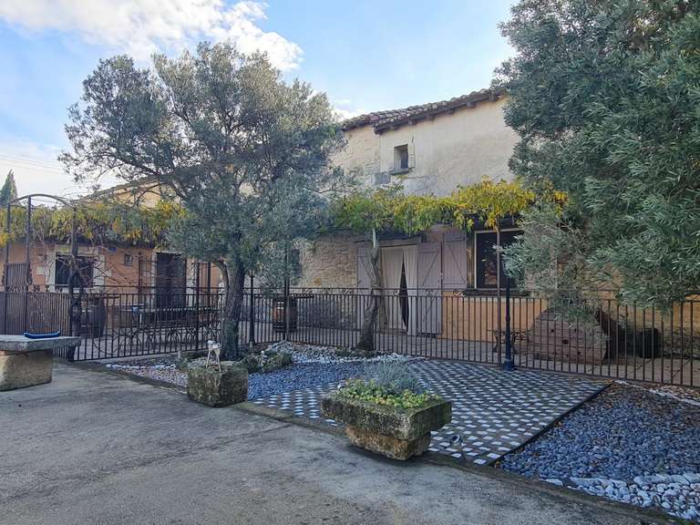 Maison Beaucaire - 6 chambres - 274m²