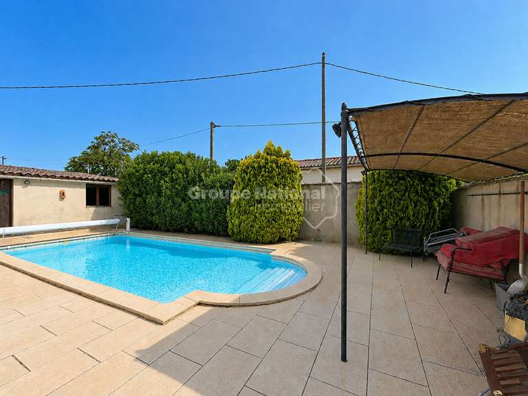 Maison Beaucaire - 6 chambres - 277m²