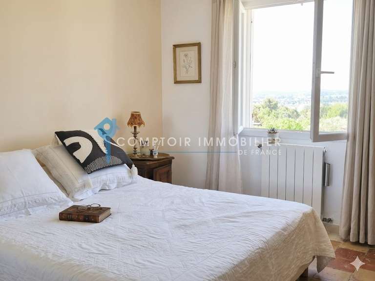 Villa Beaucaire - 5 chambres - 148m²