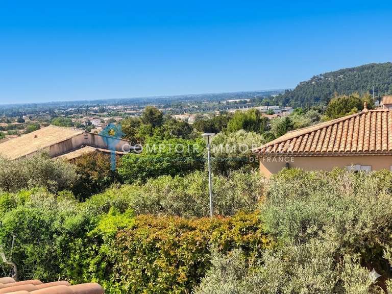 Villa Beaucaire - 5 chambres - 148m²