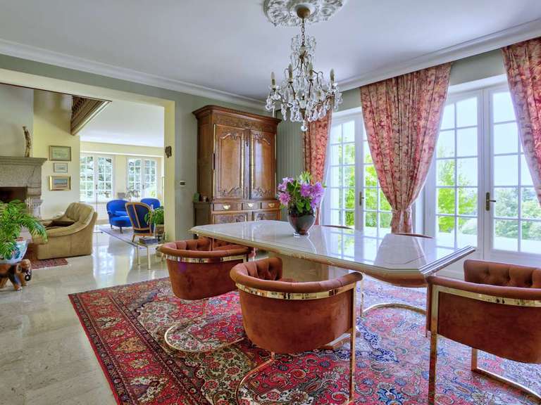 House Beaucé - 5 bedrooms