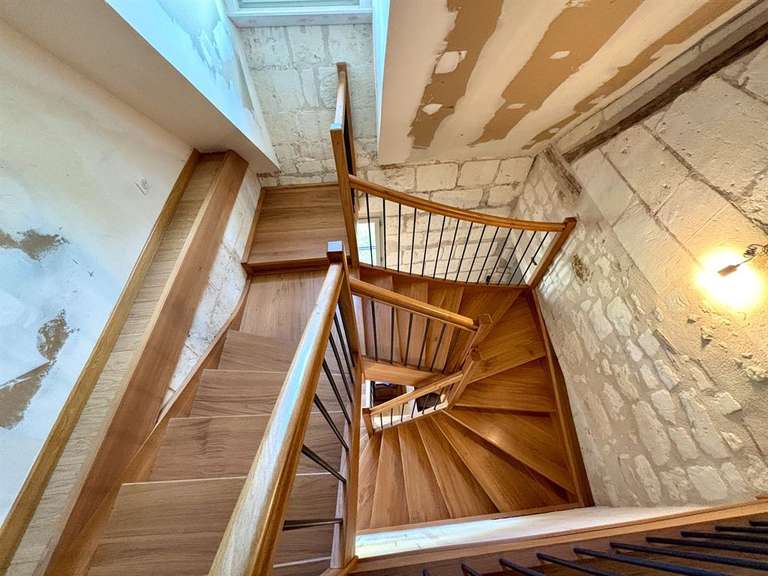 House Beaulieu-lès-Loches - 5 bedrooms - 327m²