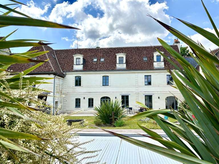 House Beaulieu-lès-Loches - 5 bedrooms - 327m²